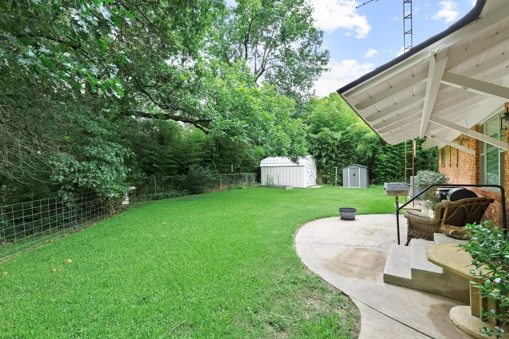 111 W Tennie Street Gainesville TX 76240