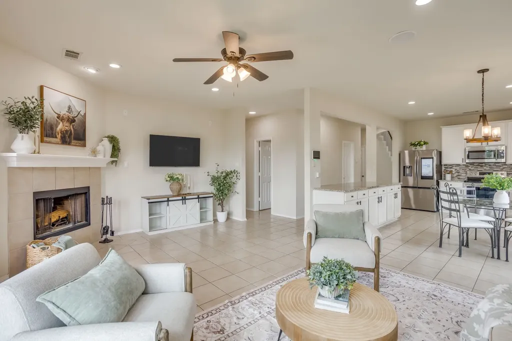 12517 Patnoe Drive Fort Worth TX 76028