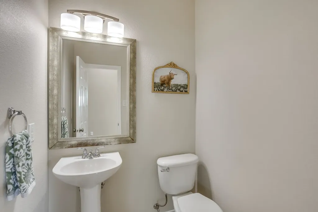 12517 Patnoe Drive Fort Worth TX 76028