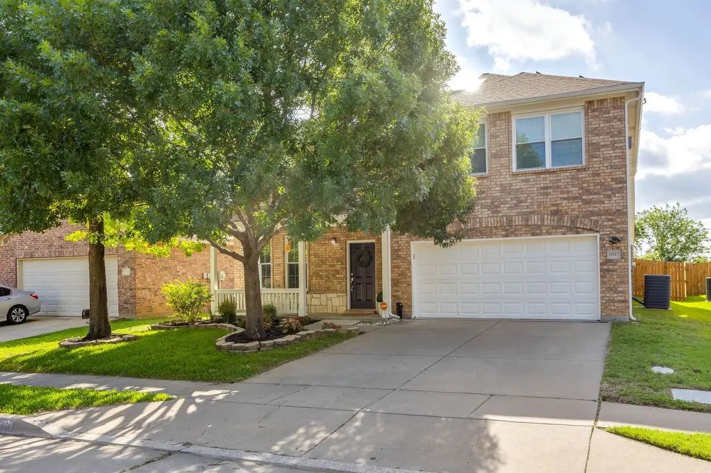 12517 Patnoe Drive Fort Worth TX 76028