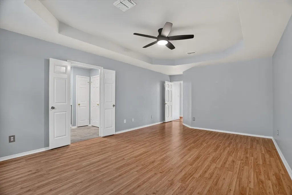 801 Pennsylvania Drive Saginaw TX 76131