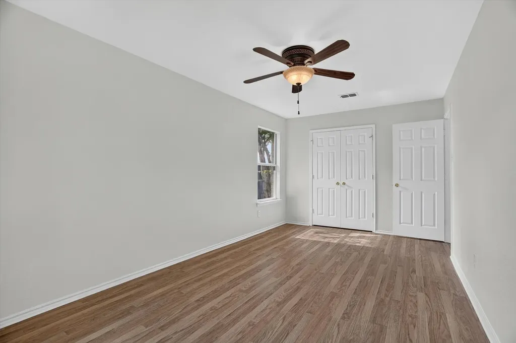 801 Pennsylvania Drive Saginaw TX 76131