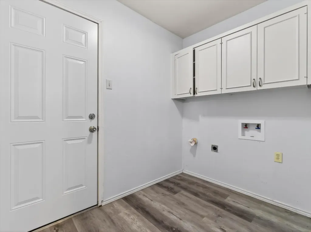 2935 Rolling Hills Drive Carrollton TX 75007