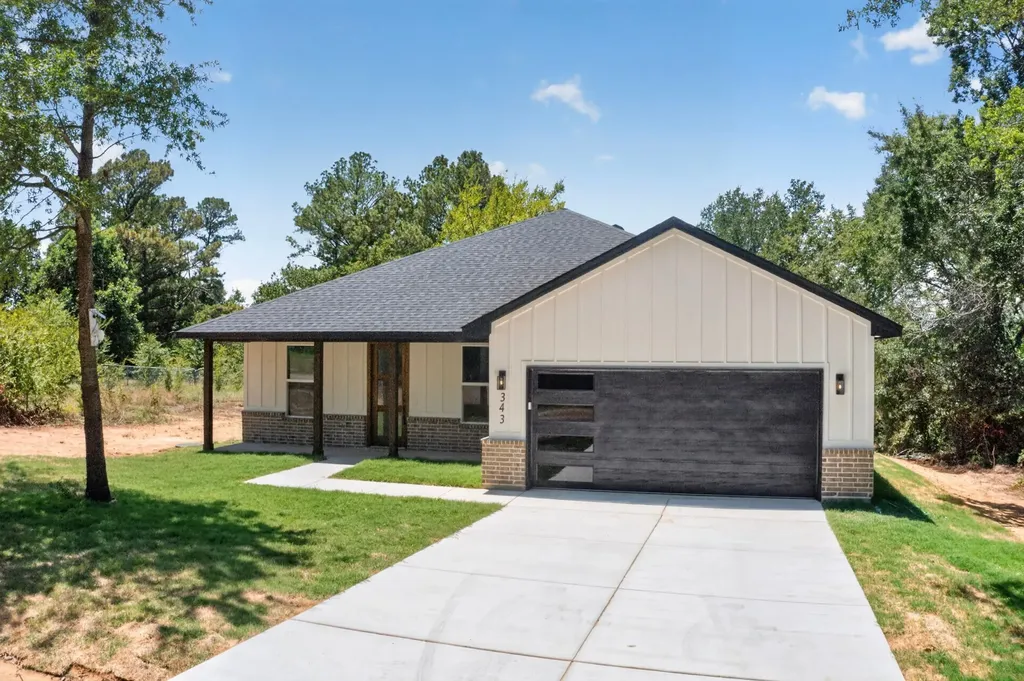 343 Schooner Road Gun Barrel City TX 75156