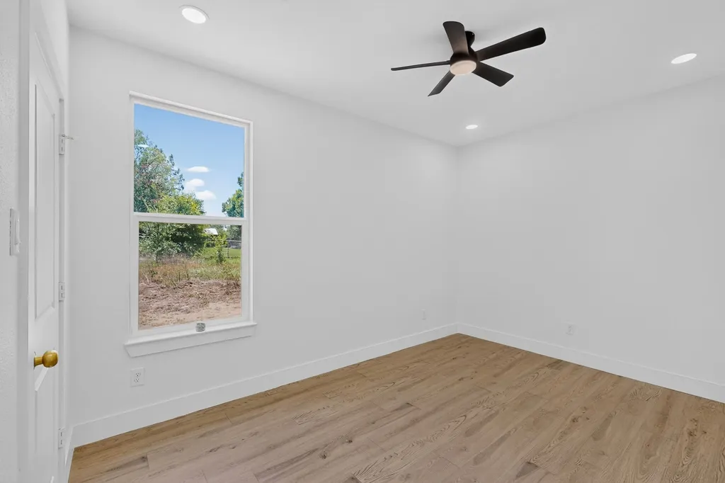 343 Schooner Road Gun Barrel City TX 75156