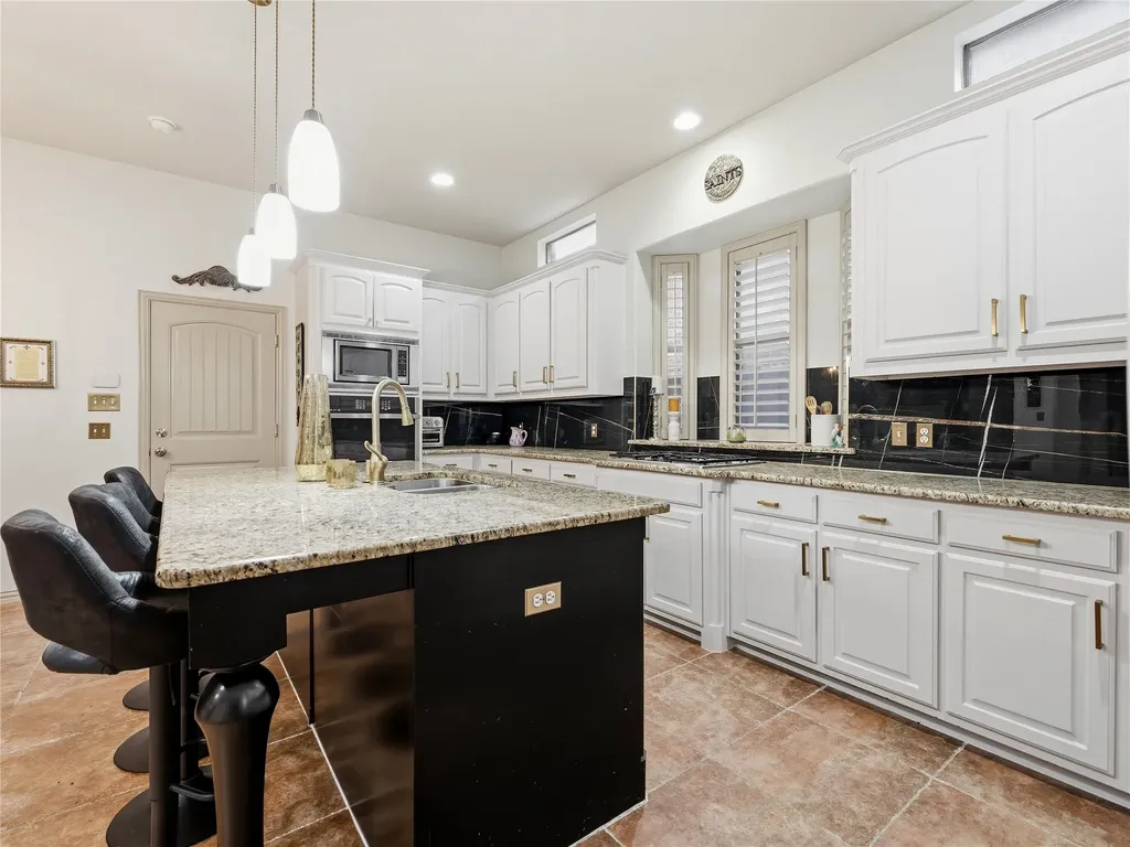 2948 Clearfork Trail Frisco TX 75034