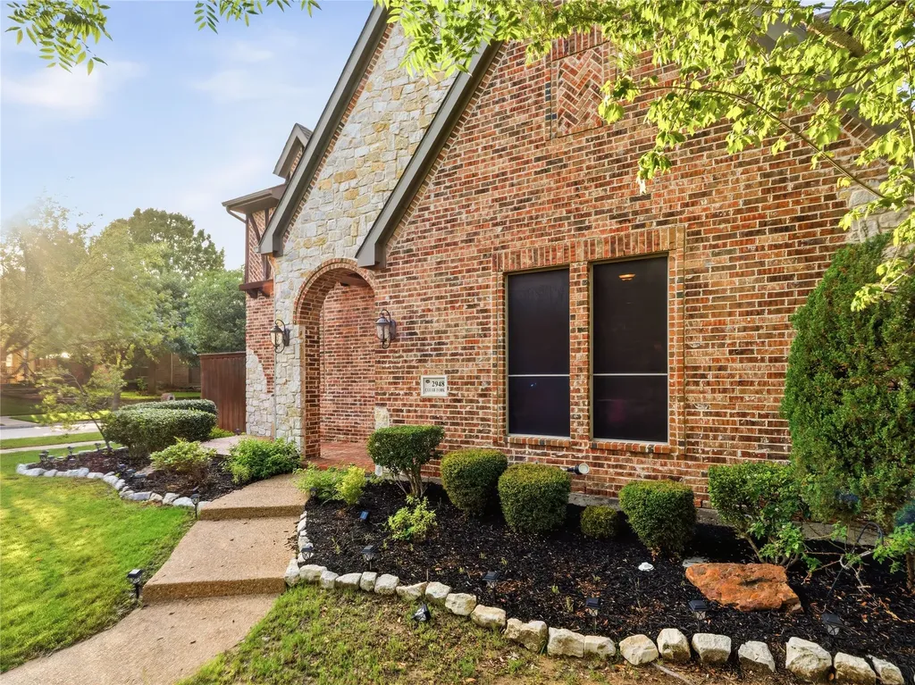 2948 Clearfork Trail Frisco TX 75034
