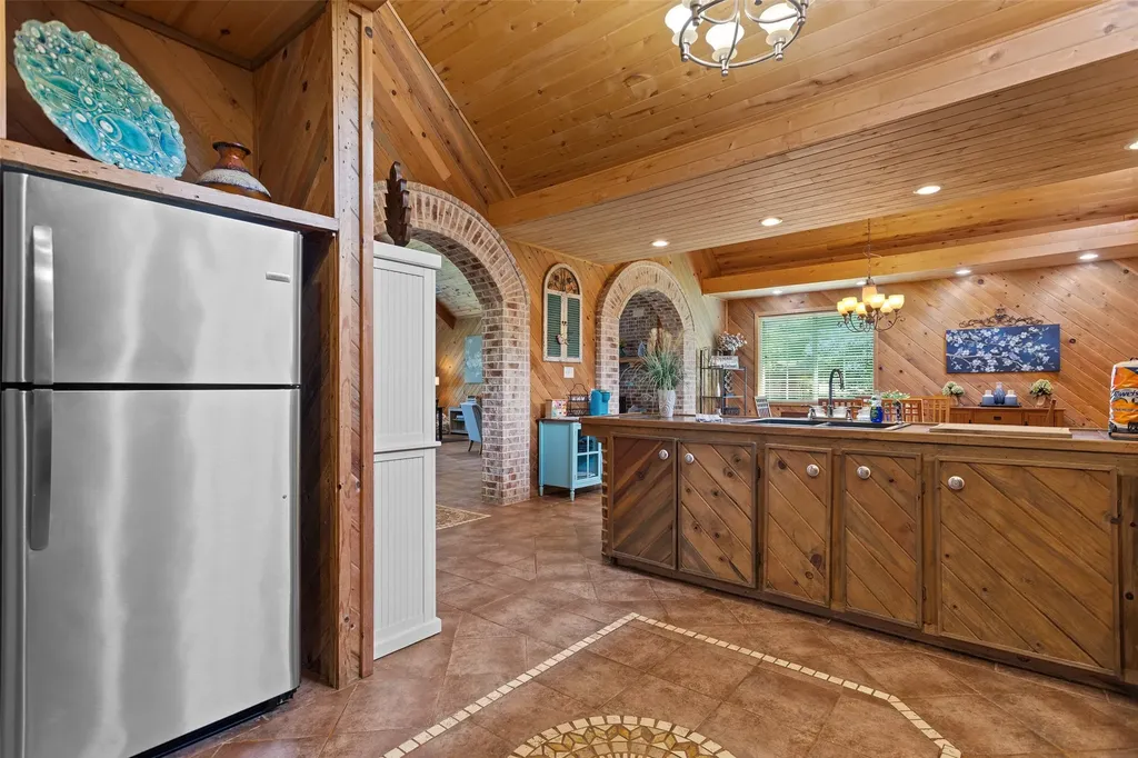 1193 Dogwood Drive Chandler TX 75758