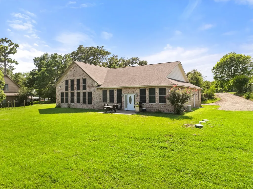 1193 Dogwood Drive Chandler TX 75758
