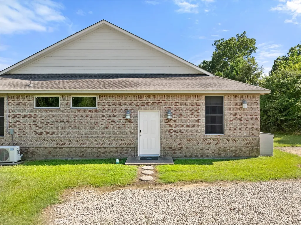 1193 Dogwood Drive Chandler TX 75758