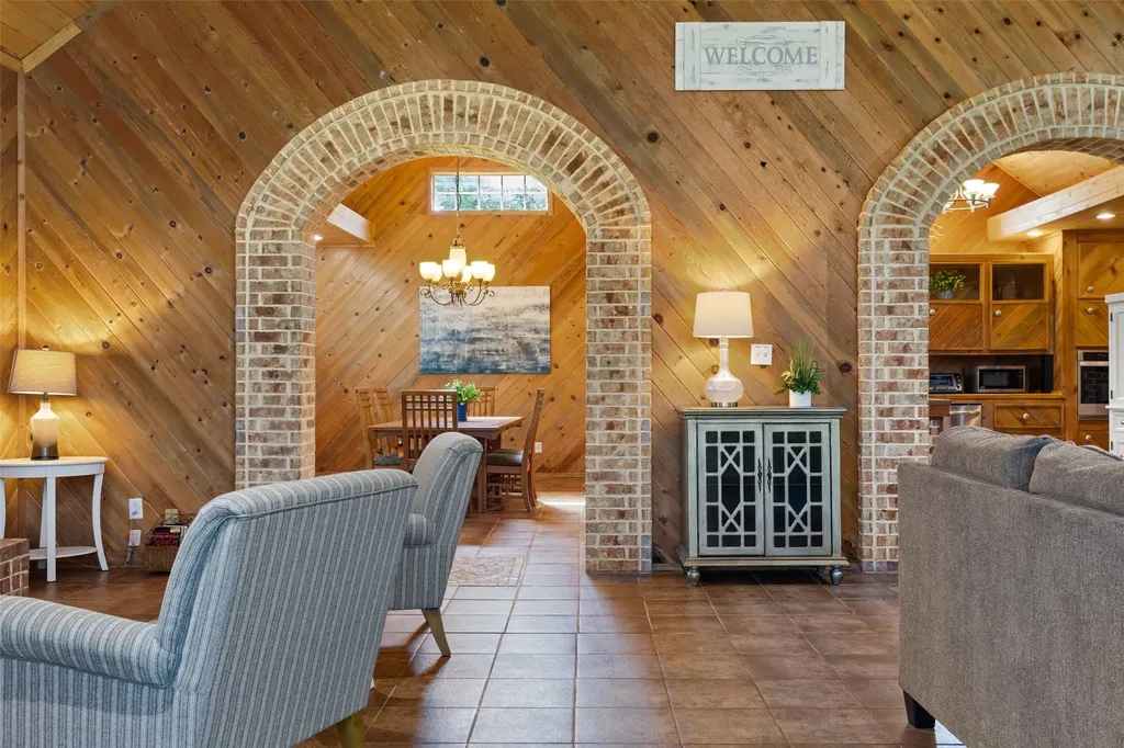 1193 Dogwood Drive Chandler TX 75758