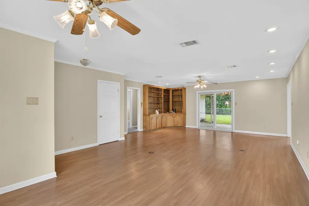 1924 Venus Drive Bossier City LA 71112