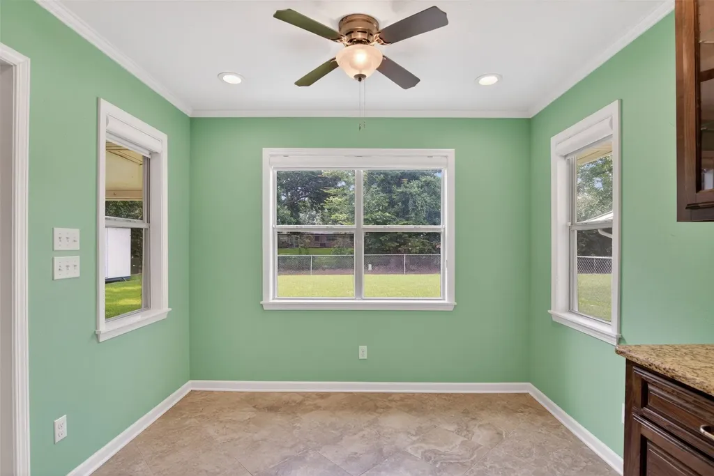 1924 Venus Drive Bossier City LA 71112