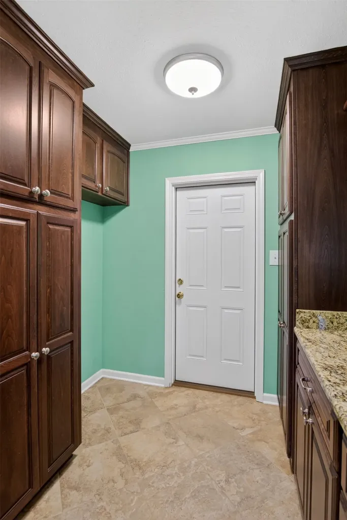 1924 Venus Drive Bossier City LA 71112