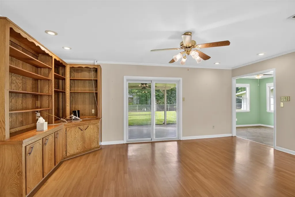 1924 Venus Drive Bossier City LA 71112