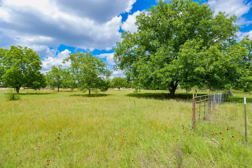 6728 County Road 120 Clyde TX 79510