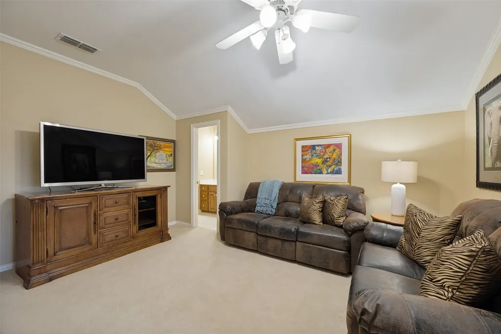 6404 Creekside Drive Greenville TX 75402