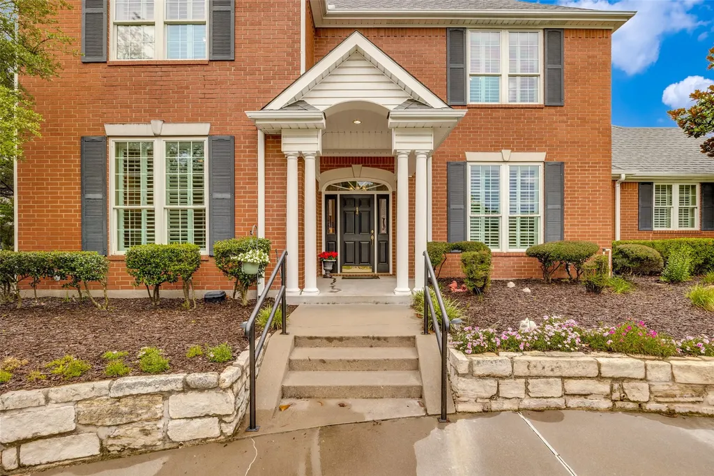 6404 Creekside Drive Greenville TX 75402