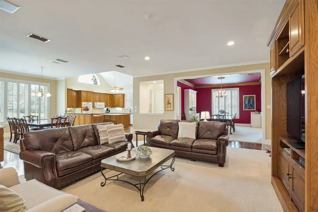 6404 Creekside Drive Greenville TX 75402