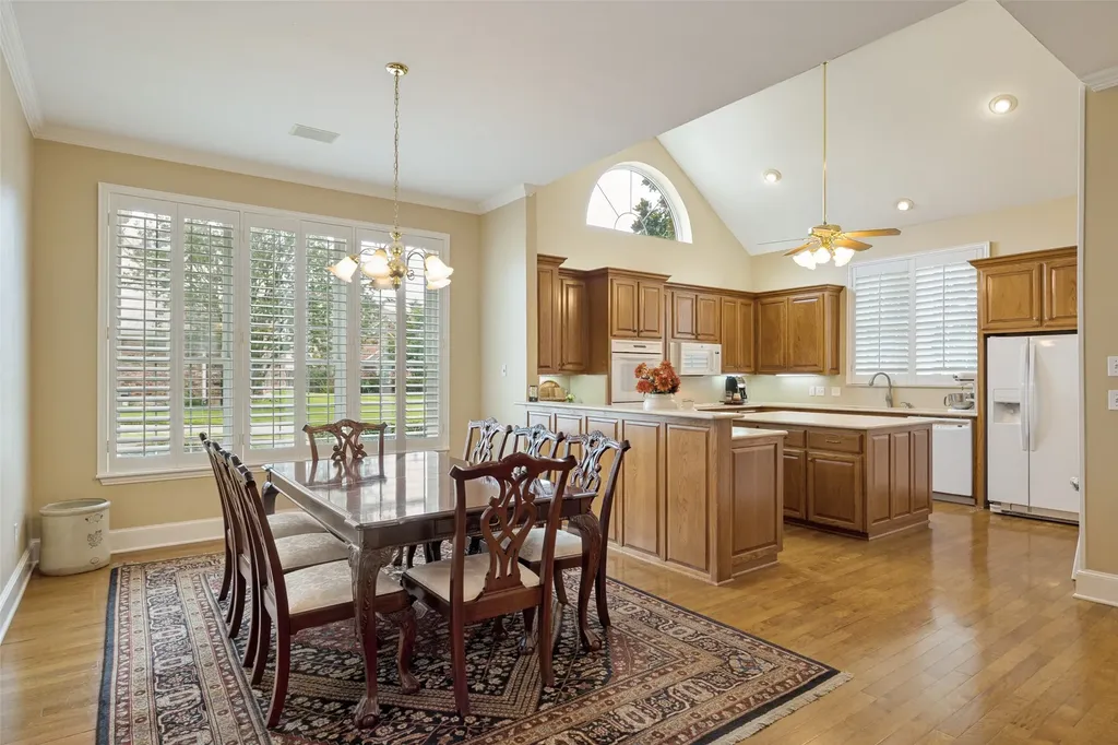 6404 Creekside Drive Greenville TX 75402