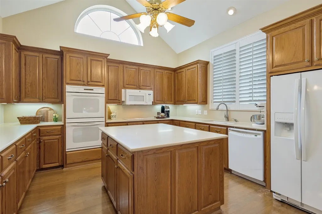 6404 Creekside Drive Greenville TX 75402