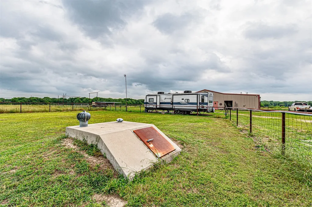 5538 County Road 3214 Lone Oak TX 75453