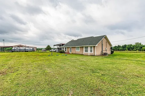 5538 County Road 3214 Lone Oak TX 75453