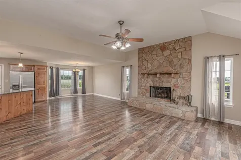 5538 County Road 3214 Lone Oak TX 75453