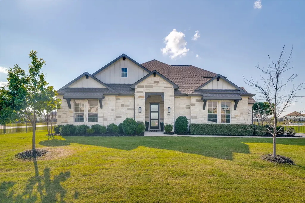 1025 Sugar Bars Drive Lucas TX 75002
