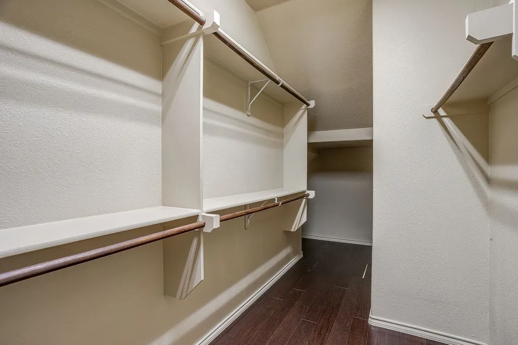 2101 Rosalinda Pass Fort Worth TX 76131