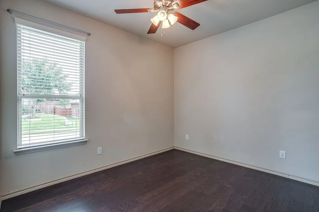 2101 Rosalinda Pass Fort Worth TX 76131