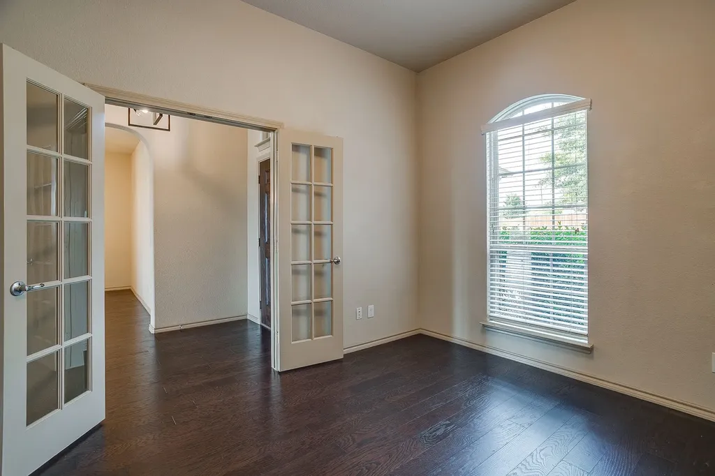 2101 Rosalinda Pass Fort Worth TX 76131