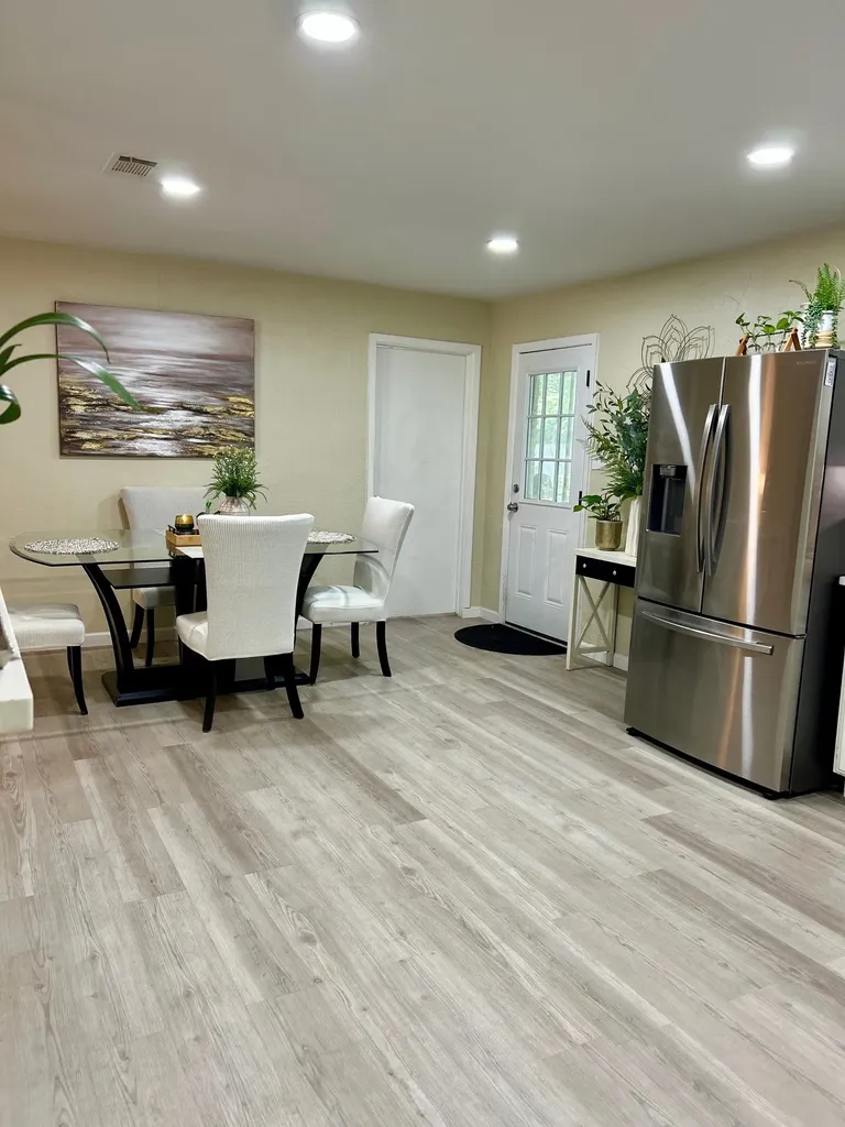 307 E 5th Street Kaufman TX 75142