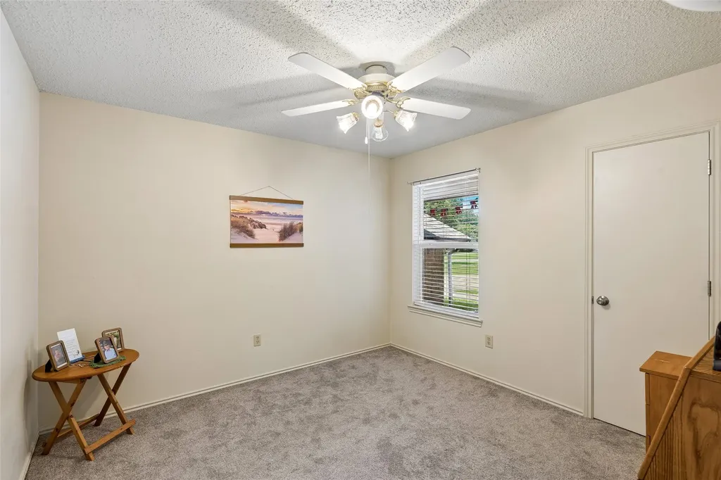 2206 Sexton Drive Arlington TX 76015