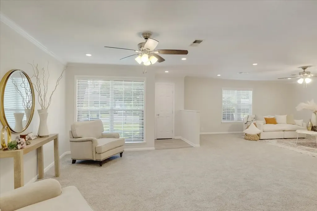 470 W Marshall Street Van Alstyne TX 75495