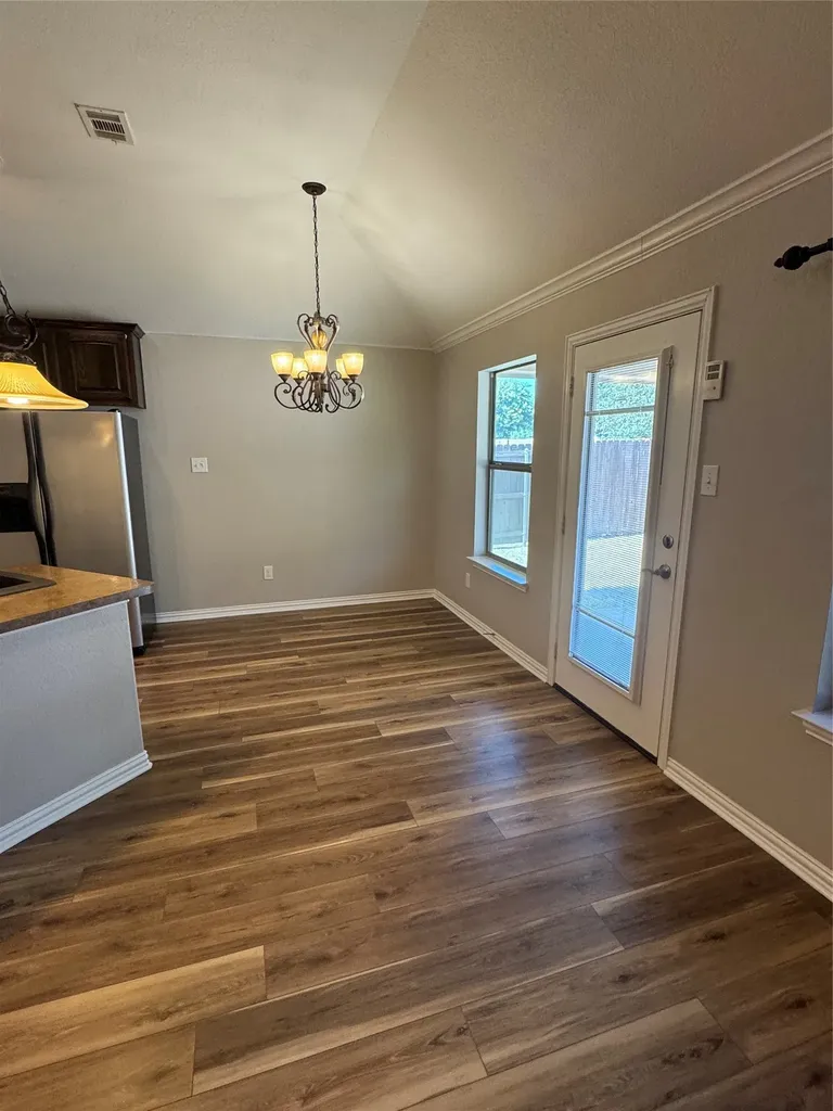 111 Valley Ranch Court Waxahachie TX 75165