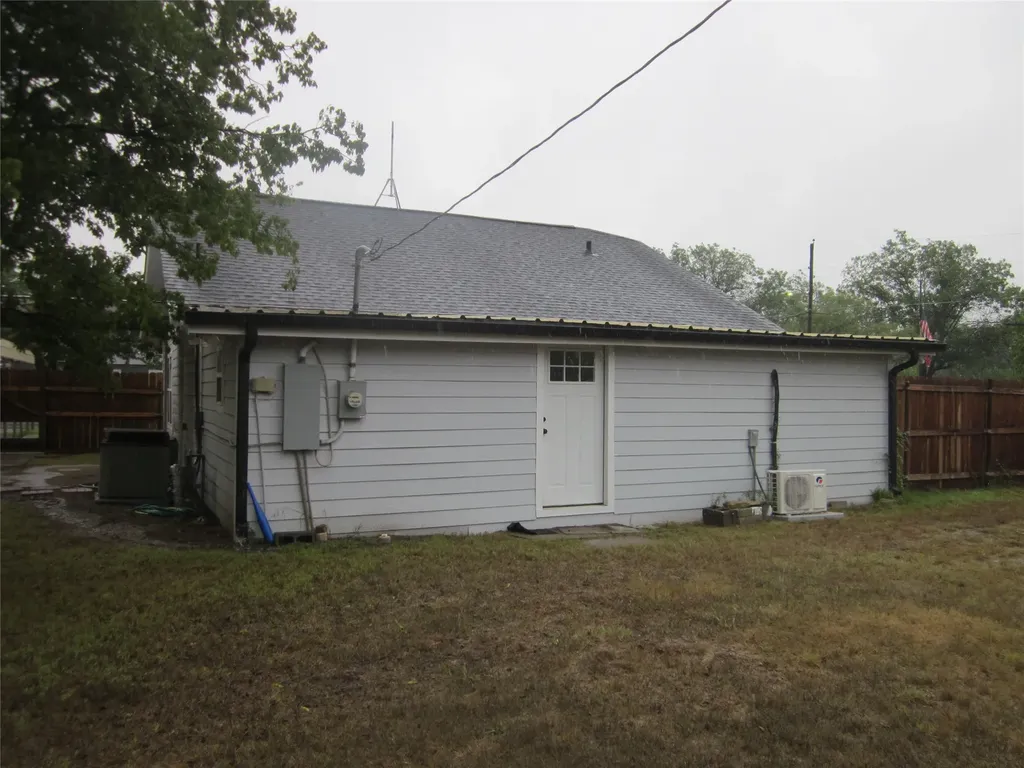 900 Gordon Avenue Albany TX 76430