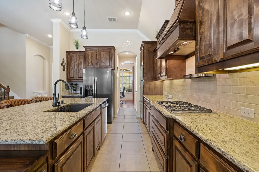 9902 Clubhouse Circle Rowlett TX 75089