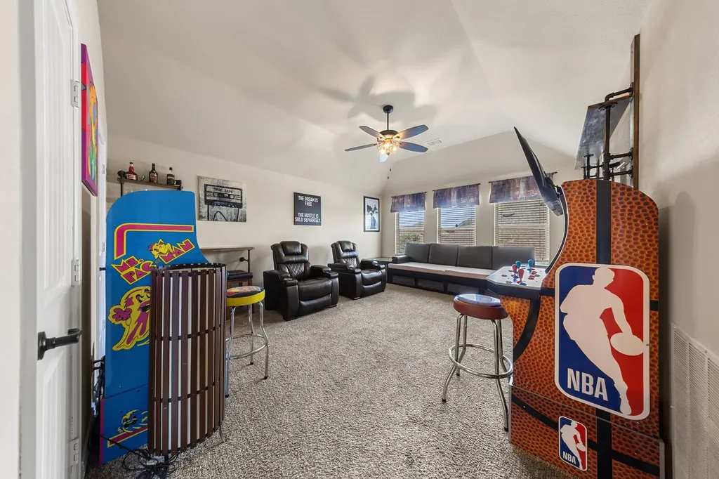 9902 Clubhouse Circle Rowlett TX 75089