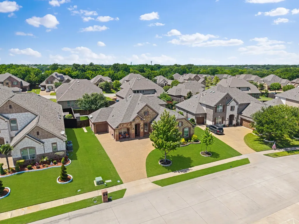 9902 Clubhouse Circle Rowlett TX 75089