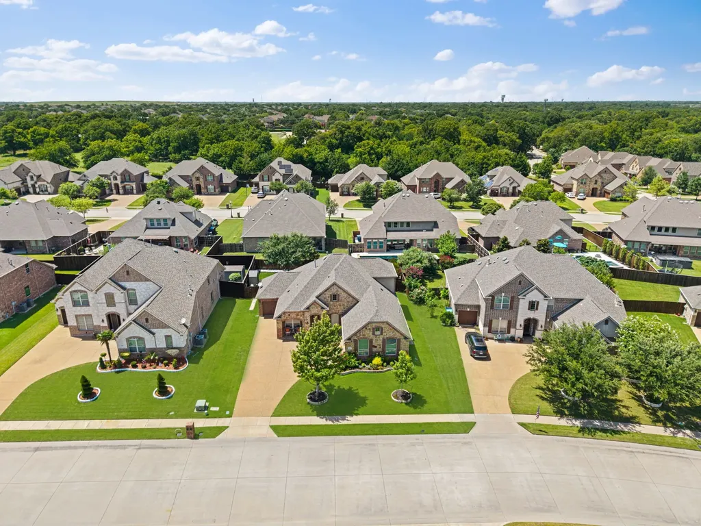 9902 Clubhouse Circle Rowlett TX 75089