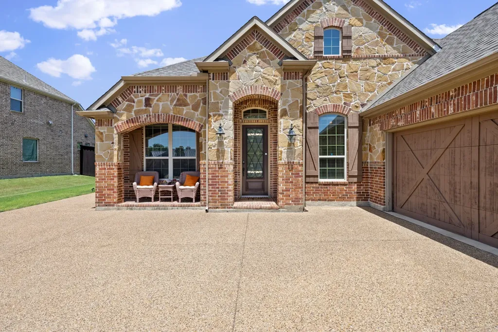 9902 Clubhouse Circle Rowlett TX 75089