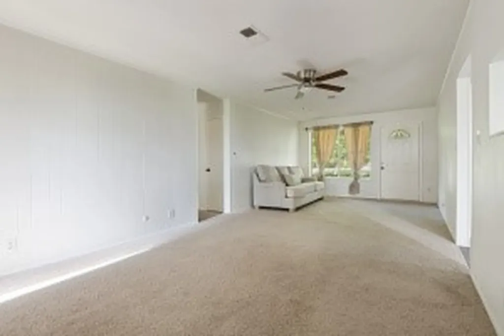 324 Cole Road Red Oak TX 75154