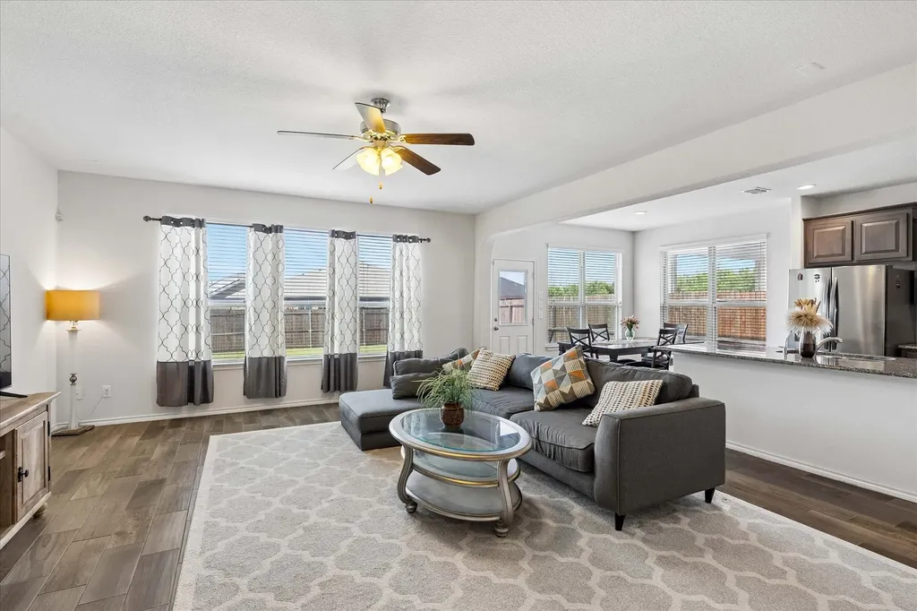 1112 Bowlus Drive Fort Worth TX 76177