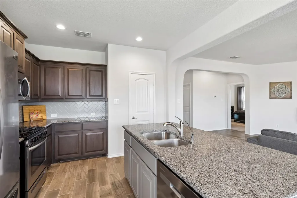 1112 Bowlus Drive Fort Worth TX 76177