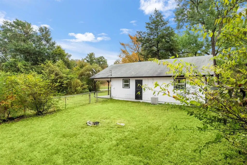 521 Hilltop Drive Tool TX 75143
