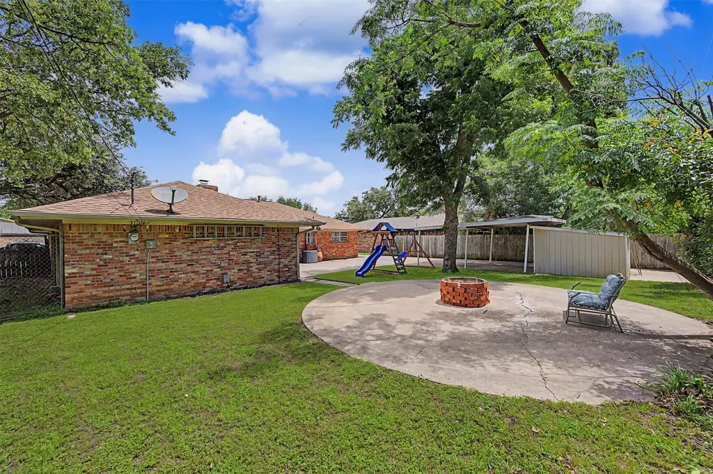 2009 Cliffside Drive Edgecliff Village TX 76134