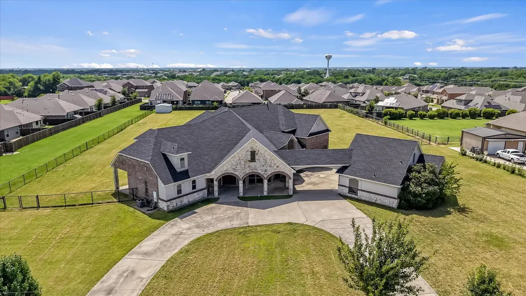 9770 County Road 483 Lavon TX 75166