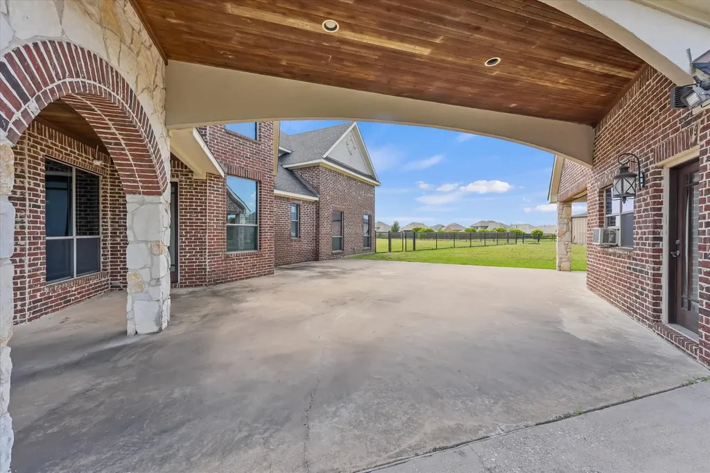 9770 County Road 483 Lavon TX 75166