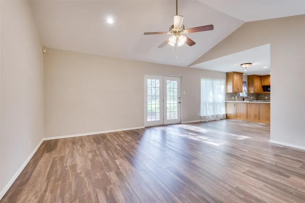 5500 Woodland Hills Drive Denton TX 76208